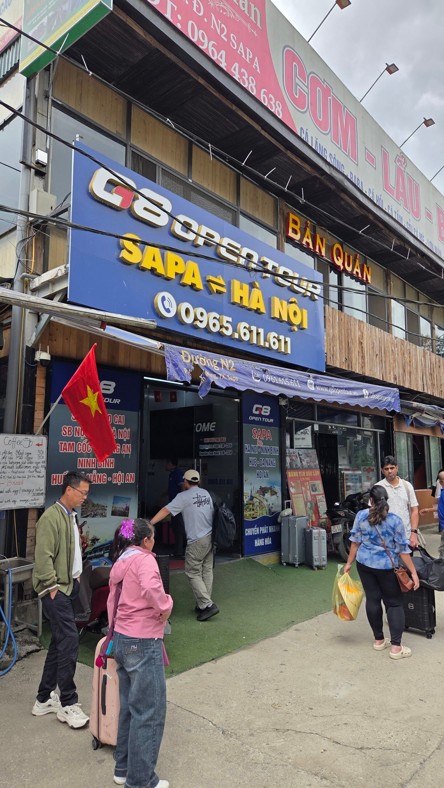 G8 Open Tour sleeper bus ticket office in Sapa